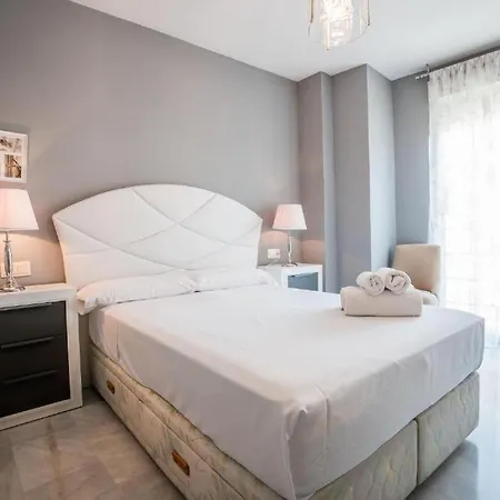 Apartamento céntrico frente Villa Oniria-2